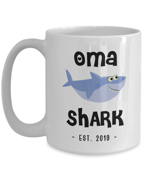 Oma Shark Mug New Oma Est 2019 Do Do Do Expecting Omas Baby Shower Pregnancy Reveal Announcement Gifts Coffee Cup