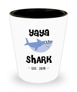 Yaya Shark Mug New Yaya Est 2019 Do Do Do Expecting Yayas Pregnancy Reveal Announcement Gifts Ceramic Shot Glass