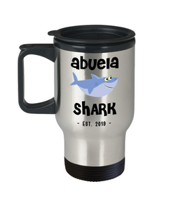 Abuela Shark Mug New Abuela Est 2019 Do Do Do Expecting Abuelas Pregnancy Reveal Announcement Gifts Stainless Steel Insulated Travel Coffee Cup